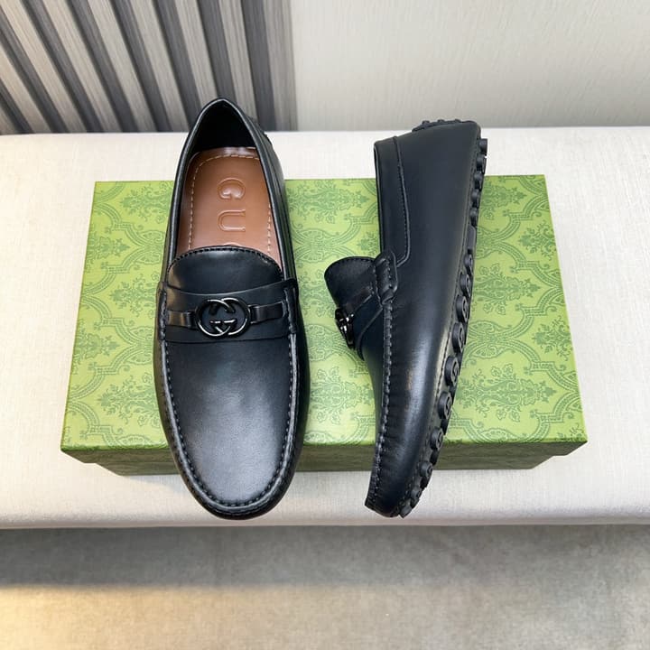 Gucci Premium Leather Loafers in Black Embossed Leather