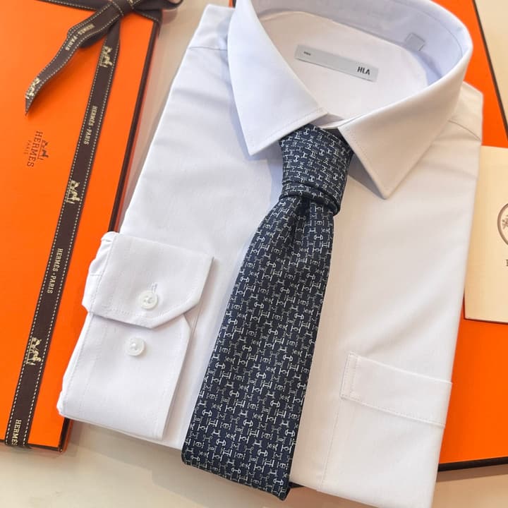 Hermès Men's H-Logo Silk Tie in Black
