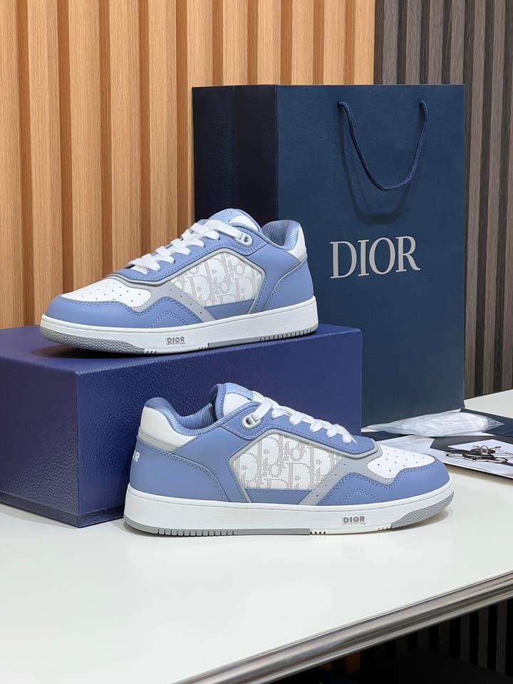 Dior B27 Unisex Sneakers – 2025 Collection in Light Blue And White