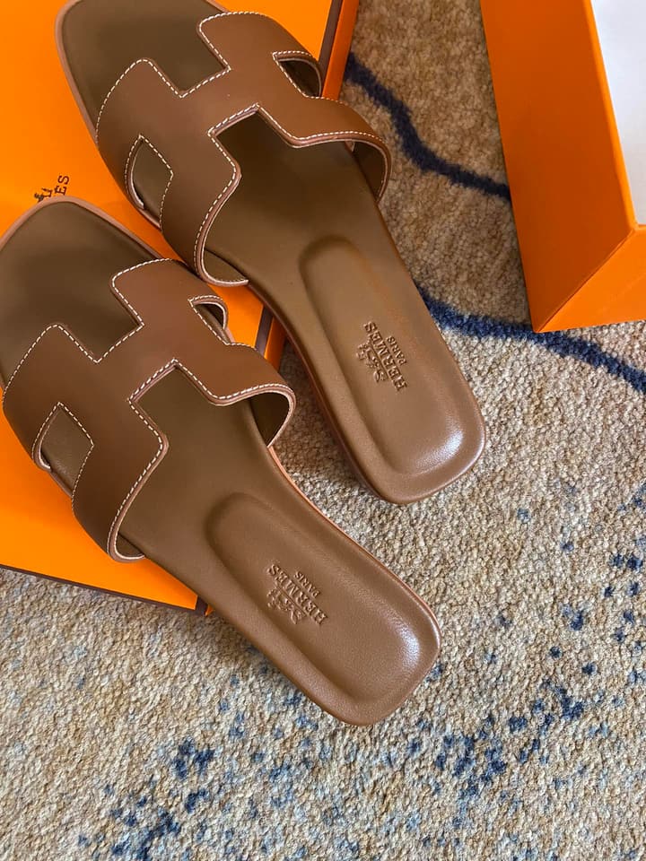 Hermès H Leather Sandals – 2022 Spring Collection