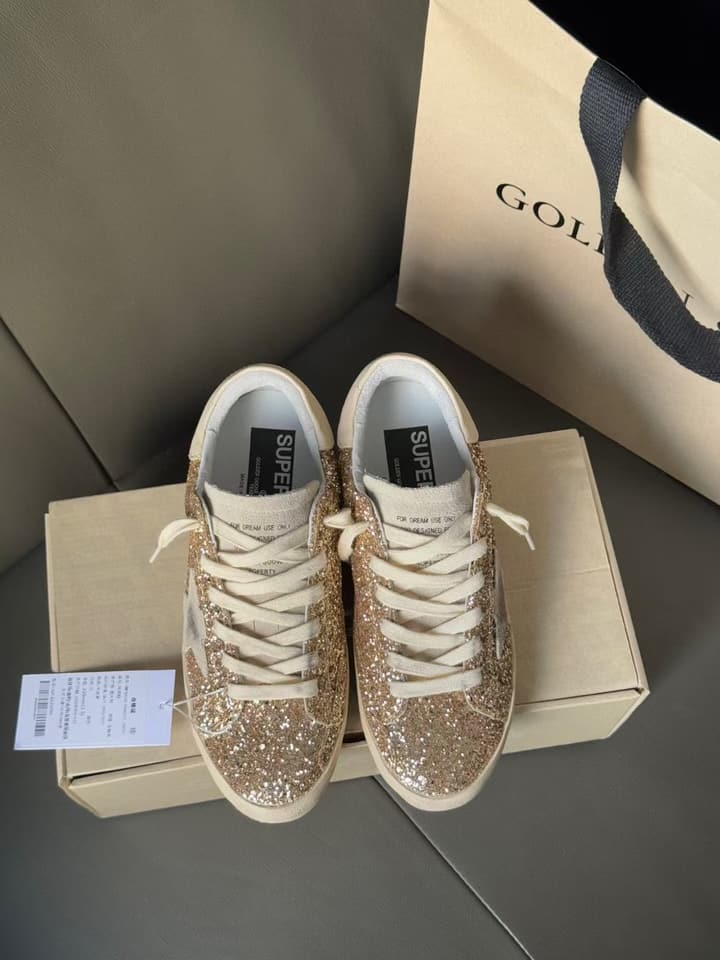 Golden Goose Superstar Sequined Sneakers – 2025 New Style in Sequined Gold Glitter