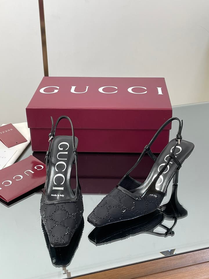 Gucci Cosmogonie GG Crystal Slingback Sandals – 2025 Early Autumn Collection in Black Crystal Gg