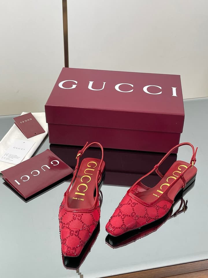 Gucci Cosmogonie GG Crystal Slingback Sandals – 2025 Early Autumn Collection in Black Crystal Gg