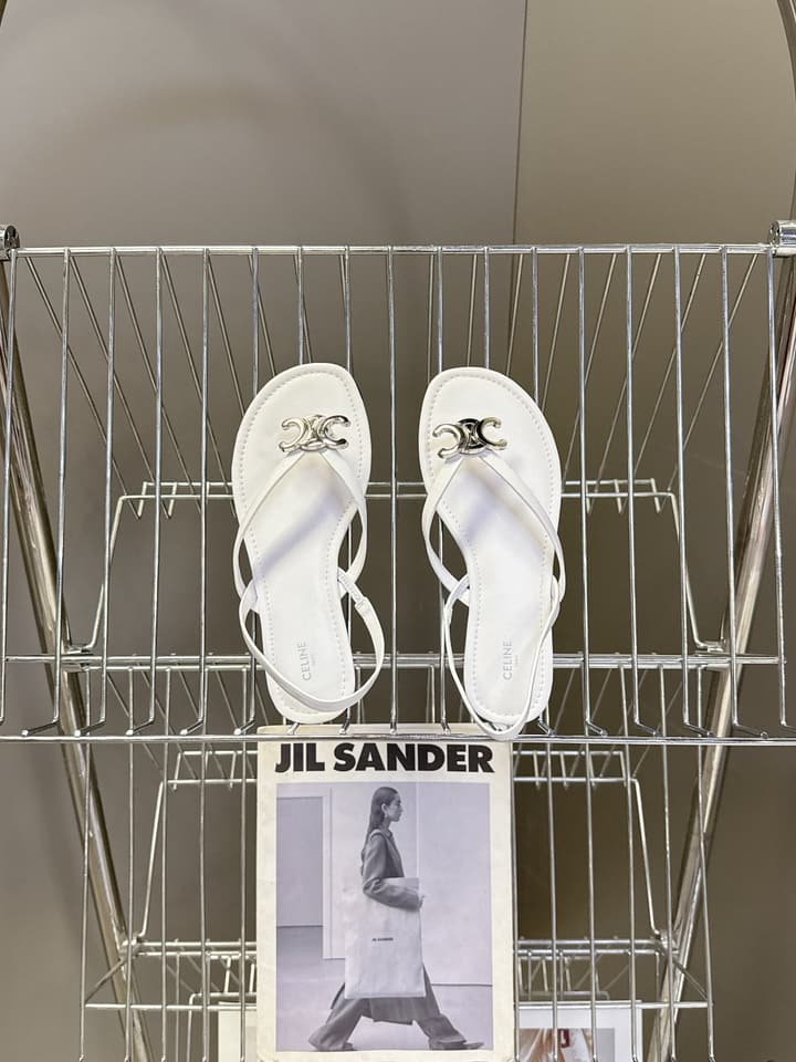 Celine Triomphe Metal Buckle Thong Sandals – Spring/Summer Collection – 2026SS in Black