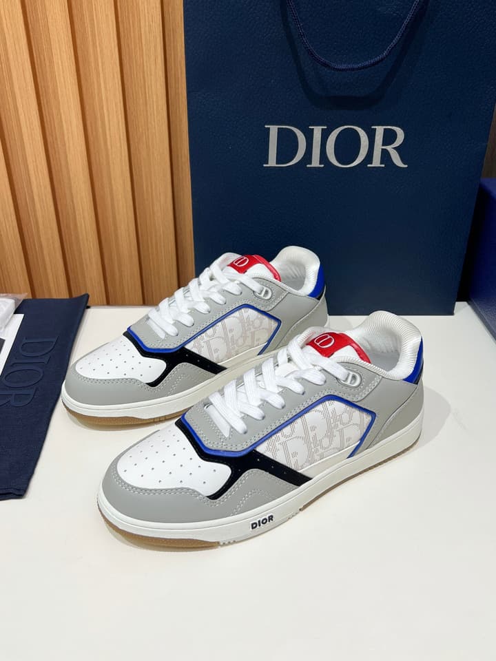 Dior B27 Unisex Sneakers – 2025 Collection in Beige With Dark Green Accents