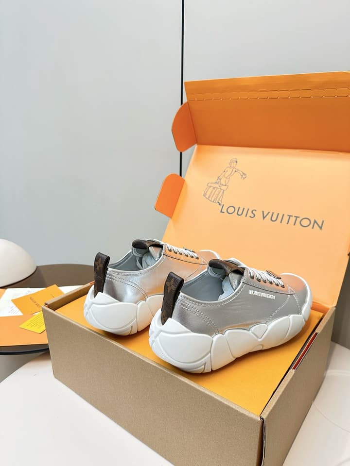 Louis Vuitton LV Bubble Platform Sneakers in Metallic Silver