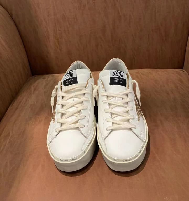 Golden Goose Superstar Distressed Sneakers – 2023 Spring Collection