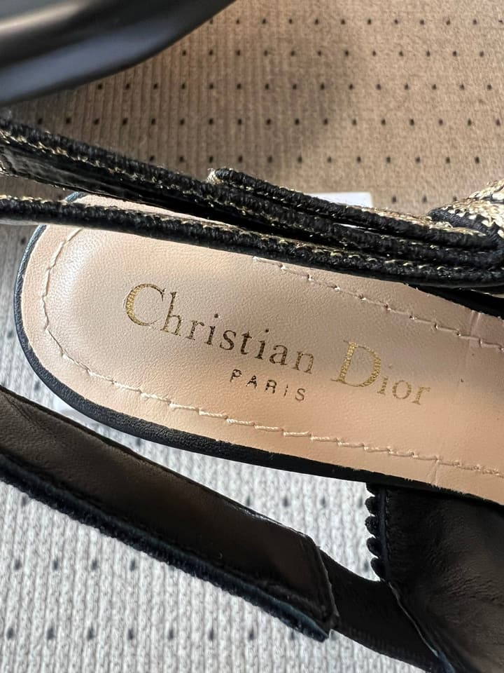 Dior Classic Polka Dot Bow Pumps in Deep Quilted Black