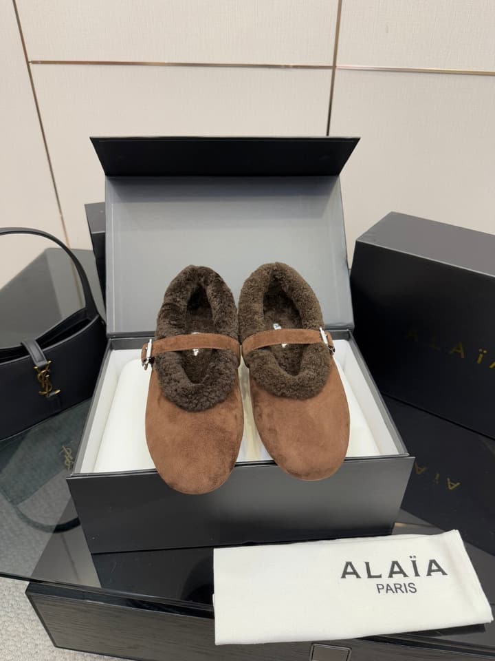 Alaïa Wool-Lined Mary Jane Ballerina Flats – 25SS/FW Collection in Black Suede