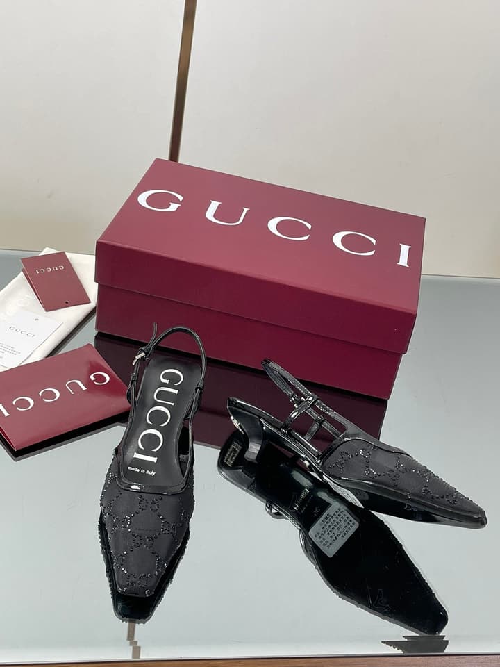 Gucci Cosmogonie GG Crystal Slingback Sandals – 2025 Early Autumn Collection in Black Crystal Gg