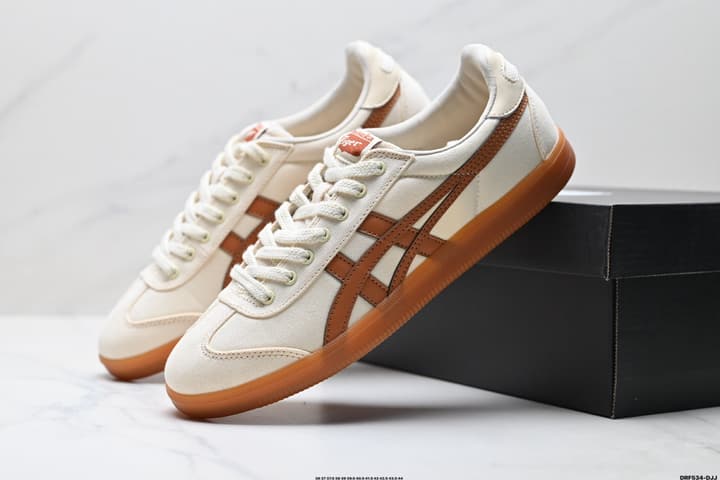 Asics Onitsuka Tiger Tokuten Retro Sneakers in Cream With Brown Stripes And Gum Sole