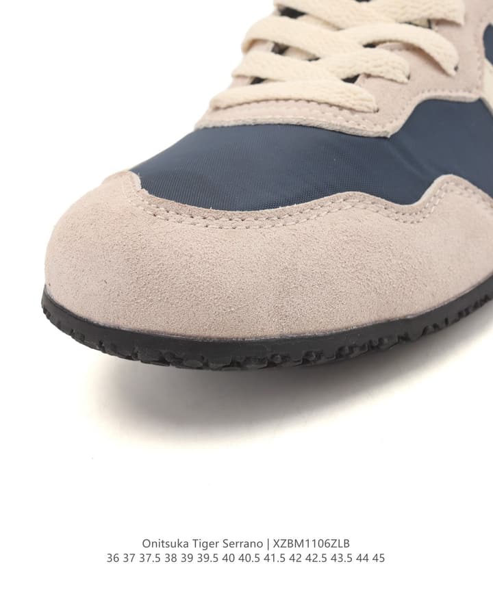 Onitsuka Tiger SERRANO™ Unisex Sneakers in Dark Navy And Beige