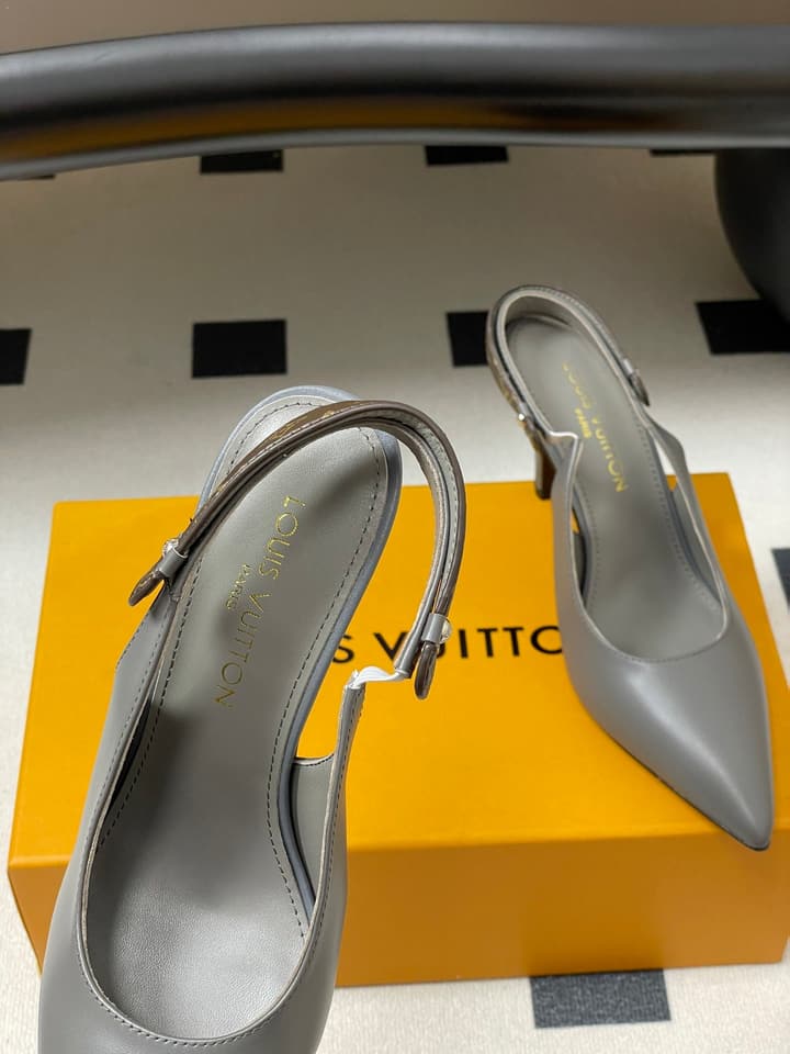 Louis Vuitton Legacy Slingback Pumps – 25SS in Light Grey Patent