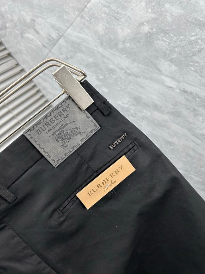 Burberry Tailored Casual Trousers – 2025SS in Camel Brown
