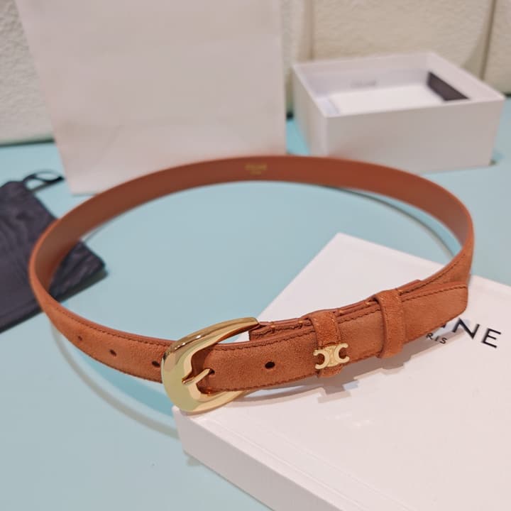 Celine 2.5cm Reversible Cowhide Belt in Classic Black