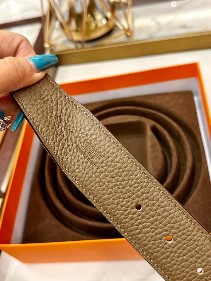Hermès Textured Leather Belt in Brown Textured Leather With Silver Buckle