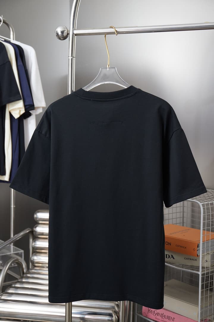 Givenchy Classic Logo Short-Sleeve T-Shirt – 26SS in Black