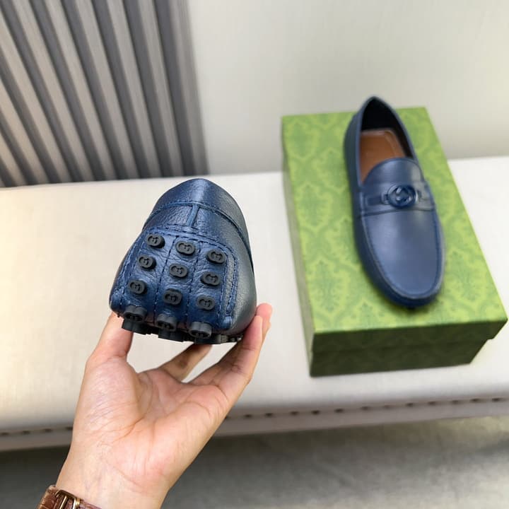 Gucci Premium Leather Loafers in Black Embossed Leather
