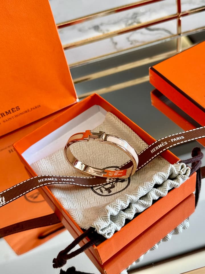 Hermès H-Letter Oval Series Bracelet in Light Blue Enamel