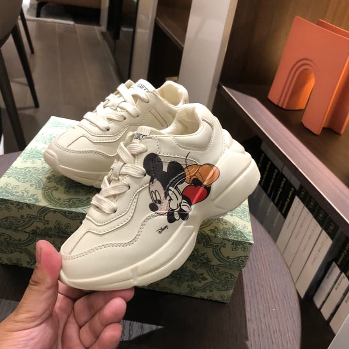 Gucci Children's Dad Sneakers – Kids Collection in Cream With Cartoon Graphic