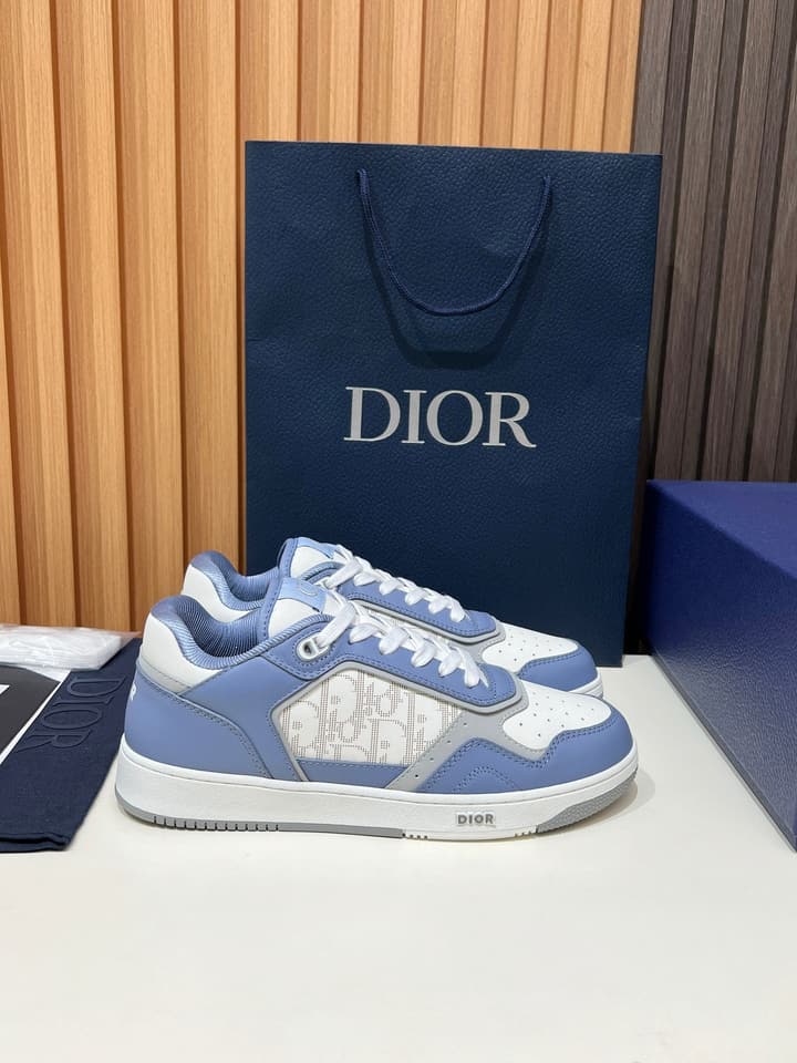 Dior B27 Unisex Sneakers – 2025 Collection in Light Blue And White