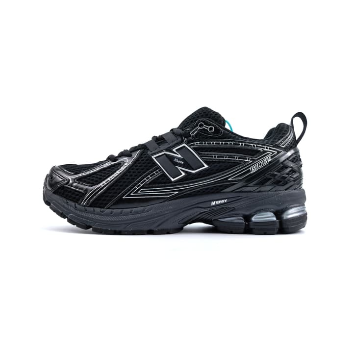 New Balance M1906RCH Sneakers in Silver