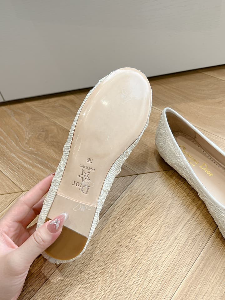 Dior Embroidered Leather Loafers – 2024 Spring Collection in Cream