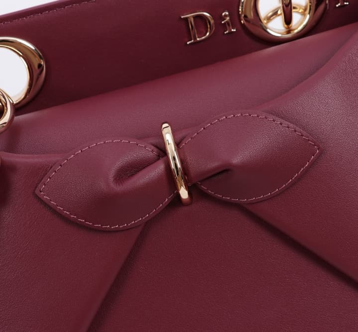 Dior Trapezoidal Bow Handbag – 2026 Spring/Summer Collection in Deep Burgundy