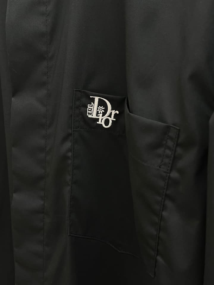 Dior Minimalist Long-Sleeve Cotton Shirt – Spring/Summer Collection