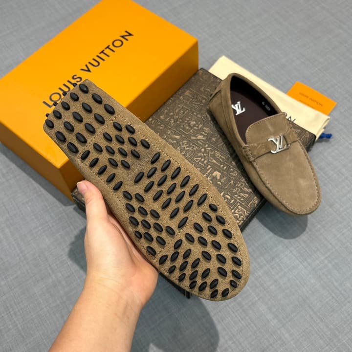 Louis Vuitton Men's Suede Driving Shoes in Black Suede