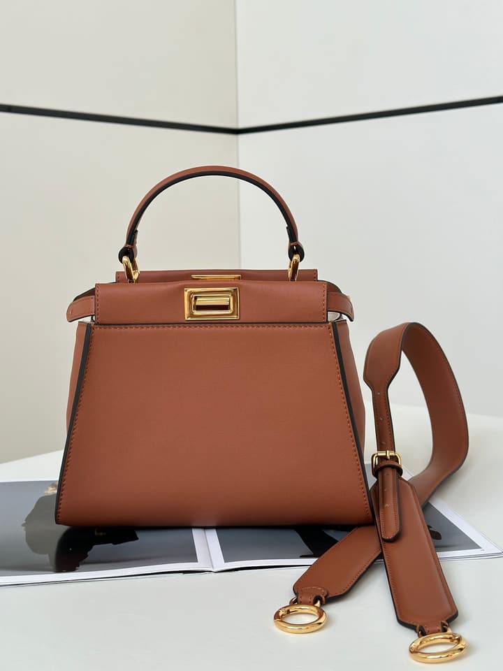 Fendi Peekaboo Classic Handbag in Caramel Brown Leather