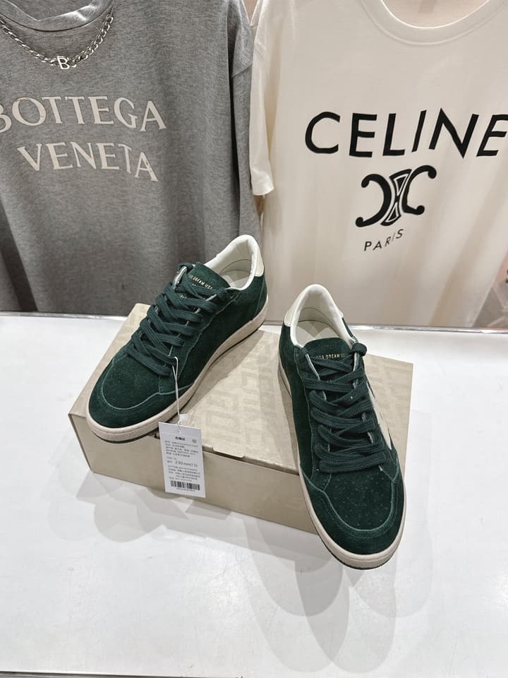 Golden Goose Distressed Sneakers in Light Pink