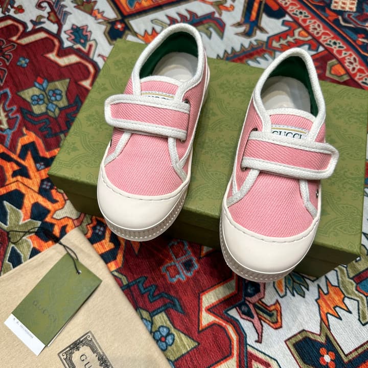 Gucci Kids Footwear – Kids Collection in Beige Plaid Slip-on