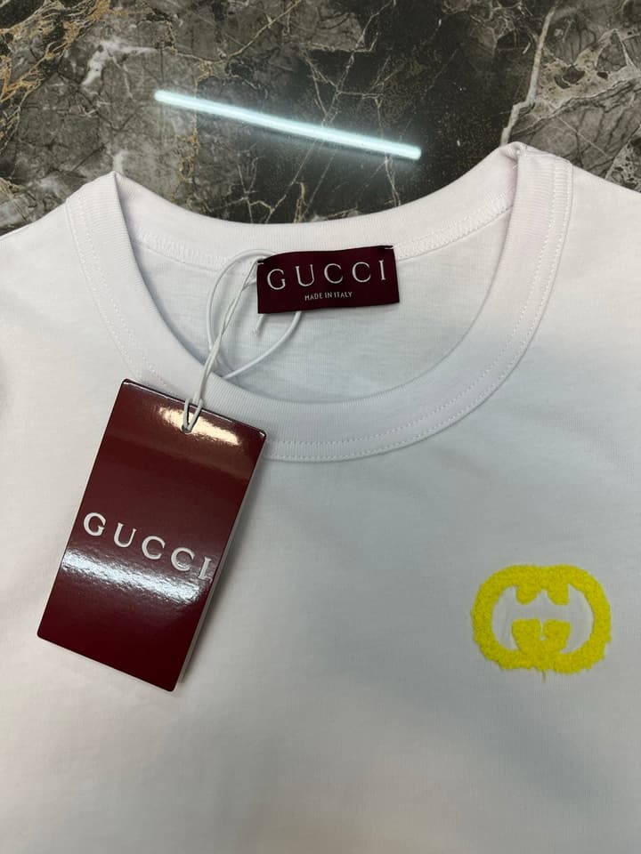 Gucci Fleece Logo Knit Cotton T-Shirt – 2026SS in White - Purple Logo