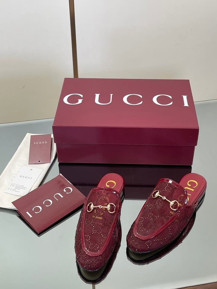 Gucci Crystal GG Patent Loafer Mules – 2025FW in Beige Crystal Gg