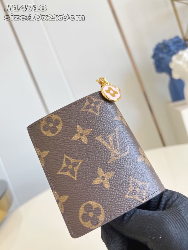 Louis Vuitton Charms Pocket Wallet in Monogram With Gold Disc Charm