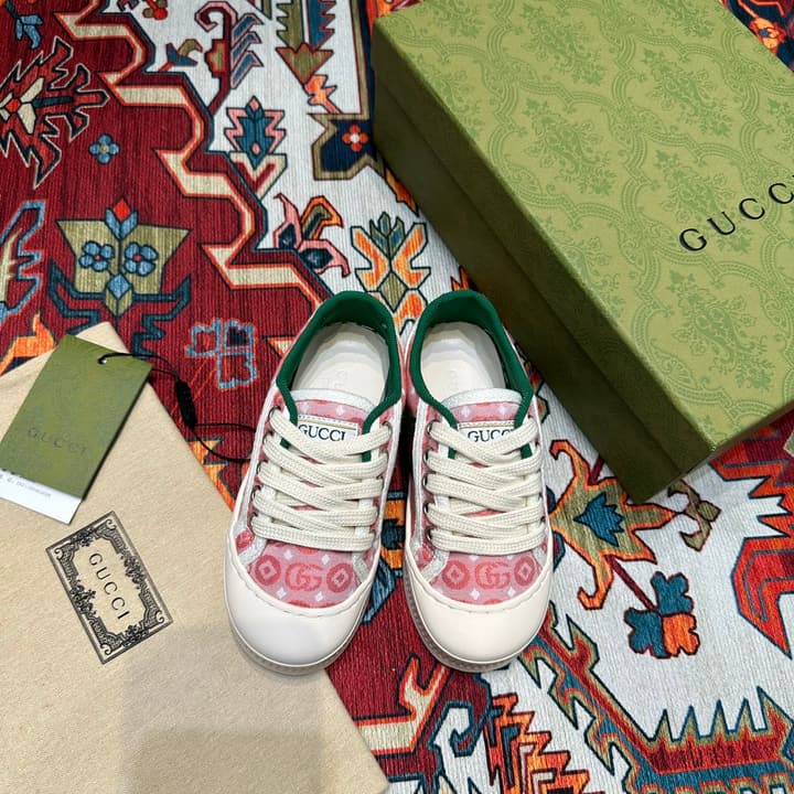 Gucci Kids Footwear – Kids Collection in Beige Plaid Slip-on