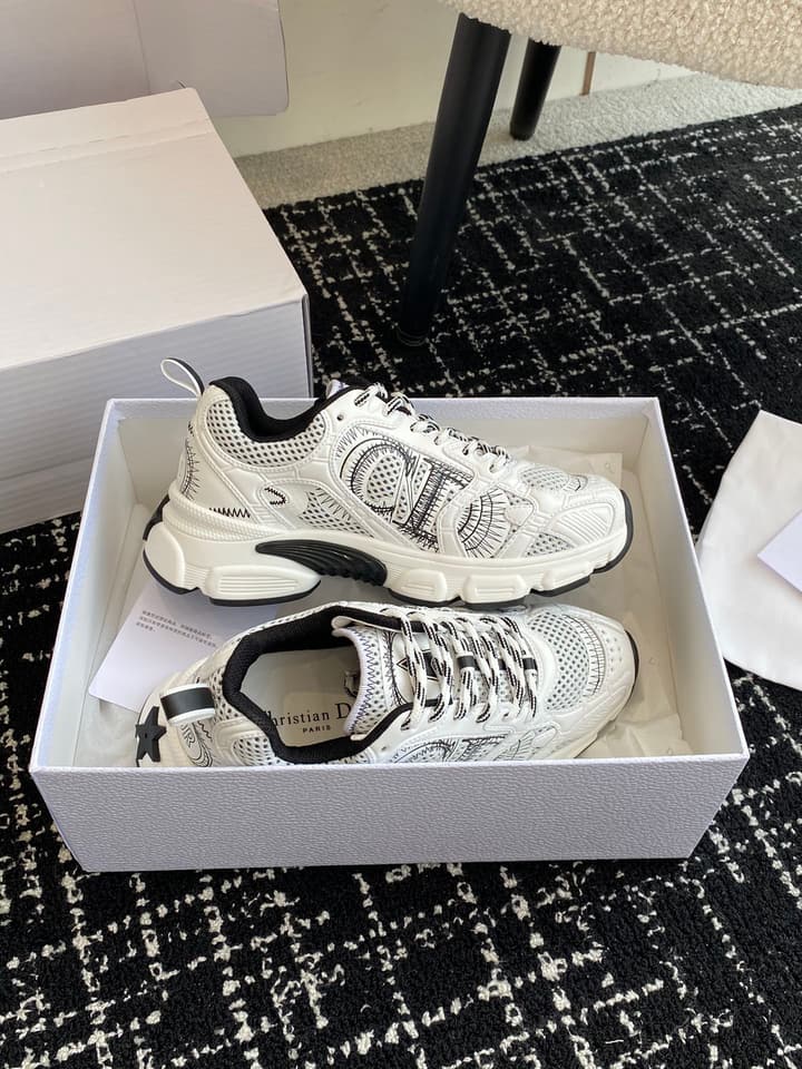 Dior Chrono Futuristic Sneakers – 24SS in White Mesh With Black Accents