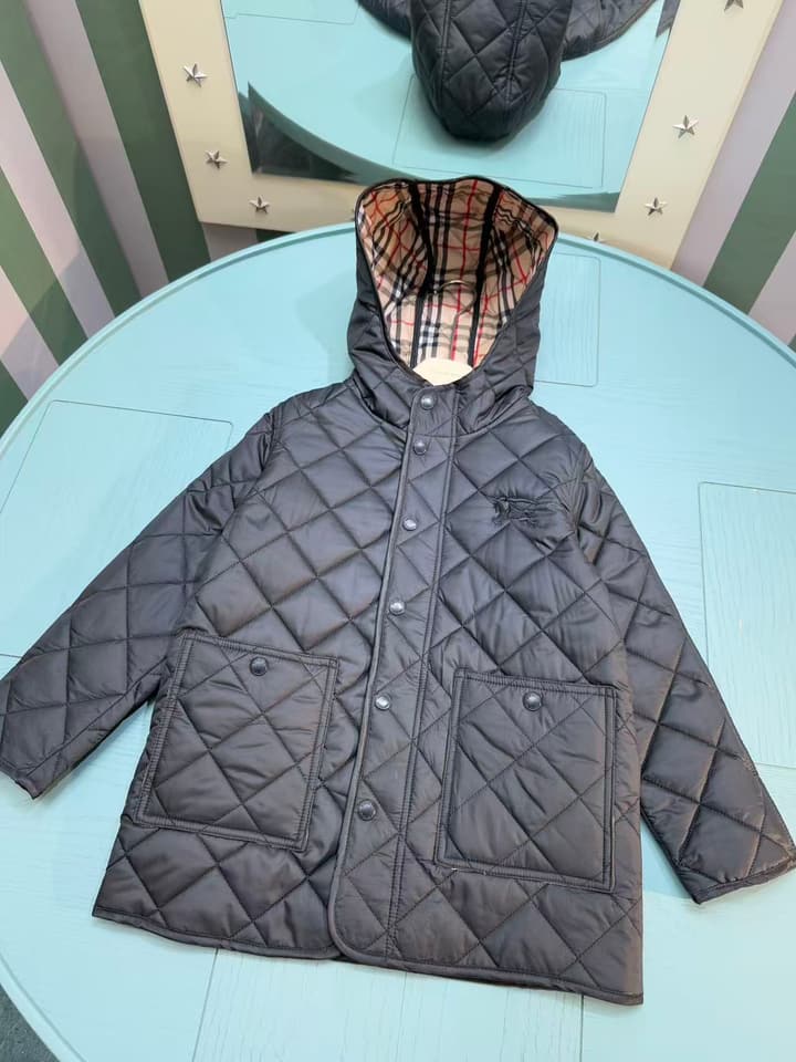 Burberry Mid-Length Puffer Jacket – Kids Collection – 25AW in Dark Charcoal Quilted Jacket