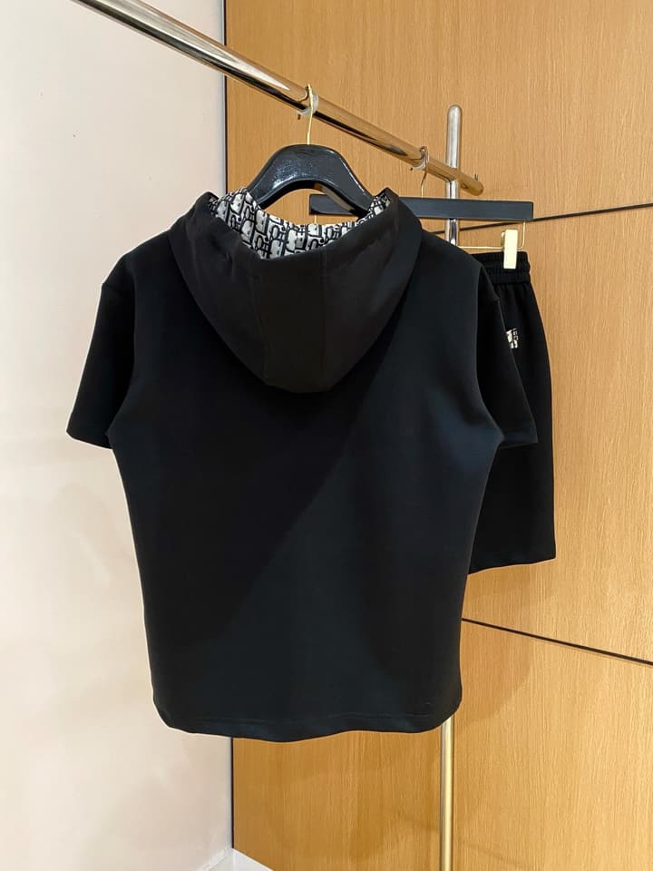Dior Classic Air Layer T-Shirt and Shorts Set – 2026 Summer Collection in Black Crewneck Oblique Stripe