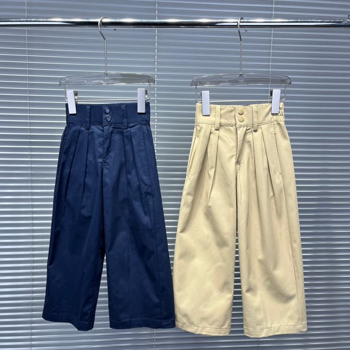Gucci Detail Trousers – 2025 Collection in Khaki Trousers