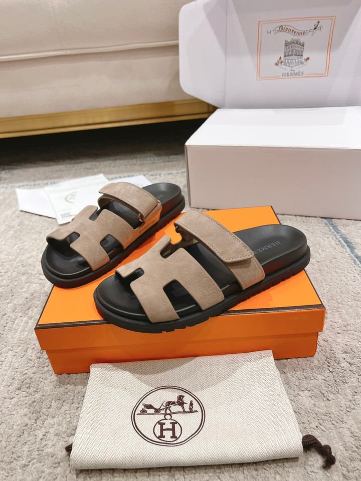 Hermès Chypre Calfskin Slides – 2023SS in Denim Blue