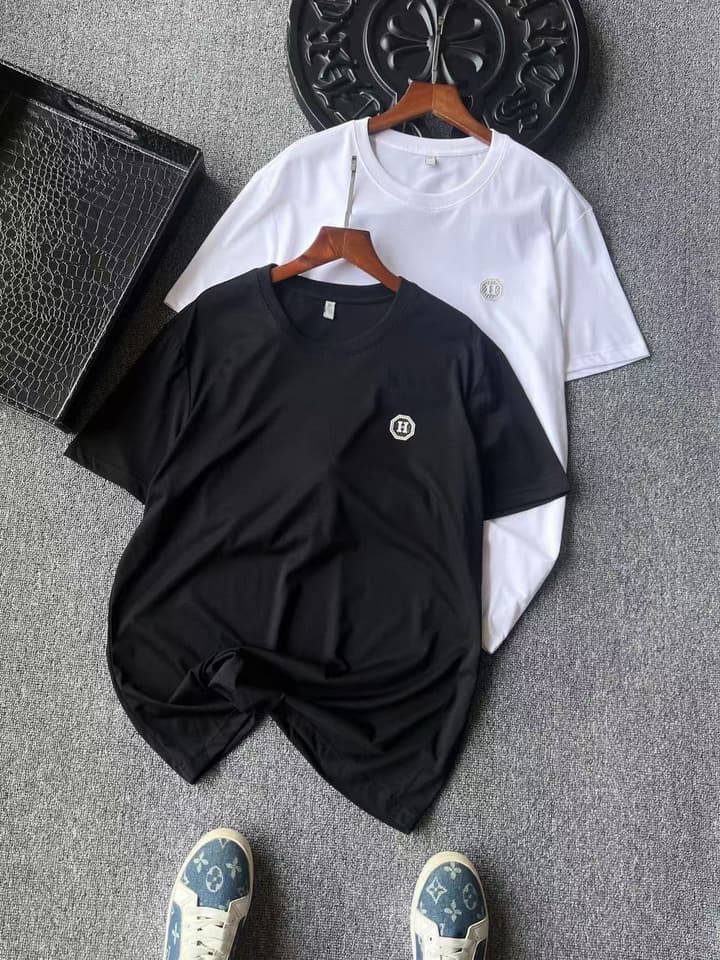 Hermès 80-Count Mulberry Silk H Logo T-Shirt – 2025 Collection in Classic Black
