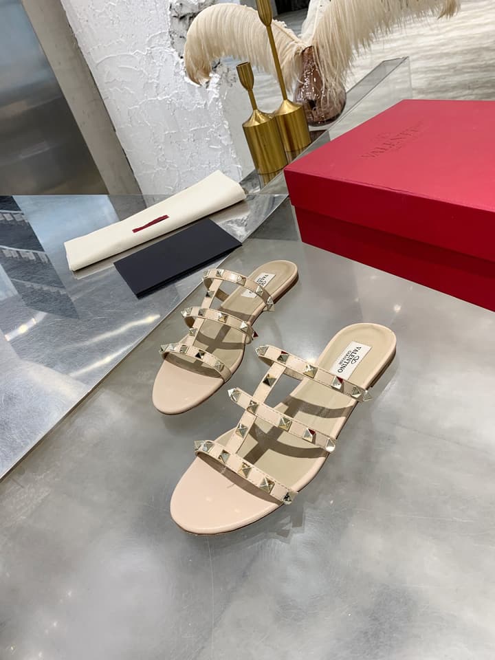 Valentino Studded Sheepskin Flat Sandals in Black