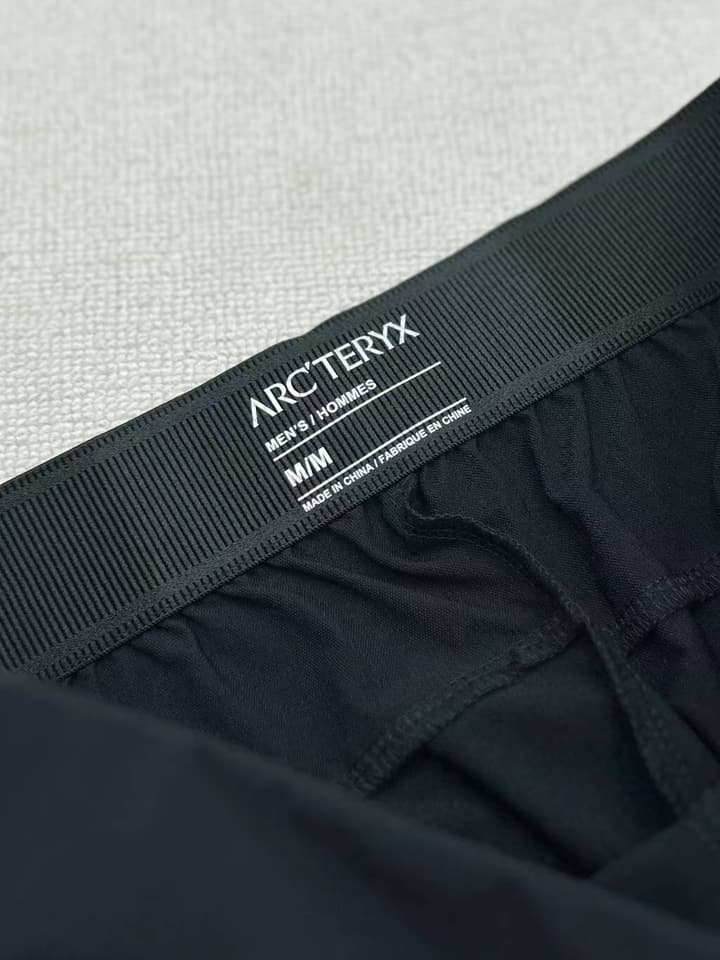 Arc'teryx Captive Embroidered Functional Shorts in Army Green