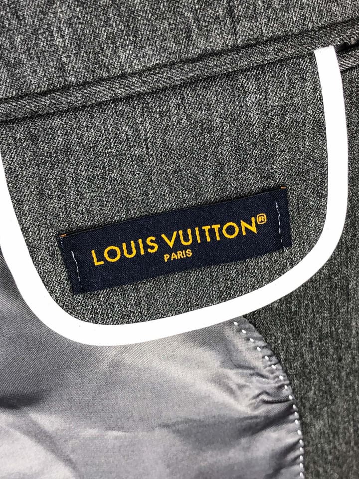 Louis Vuitton Men's Slim Fit Blend Suit Set – Autumn/Winter Collection in Dark Gray