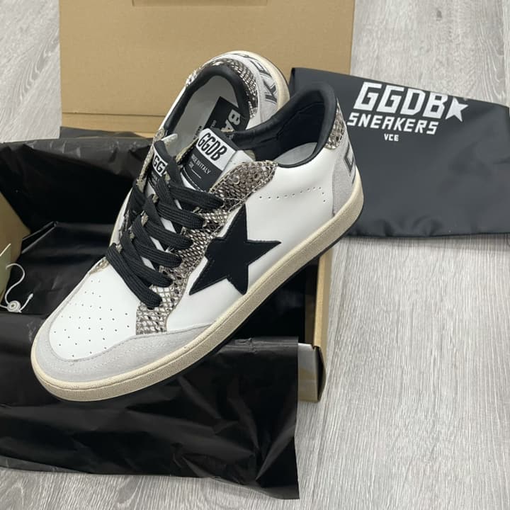Golden Goose Ball Star Sneakers – 2023 Spring Collection in White Black Star Metallic Heel