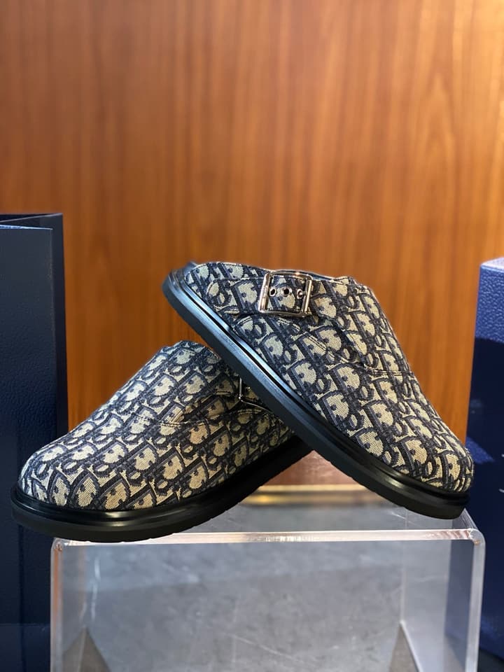Dior Aqua Oblique Men's Mules