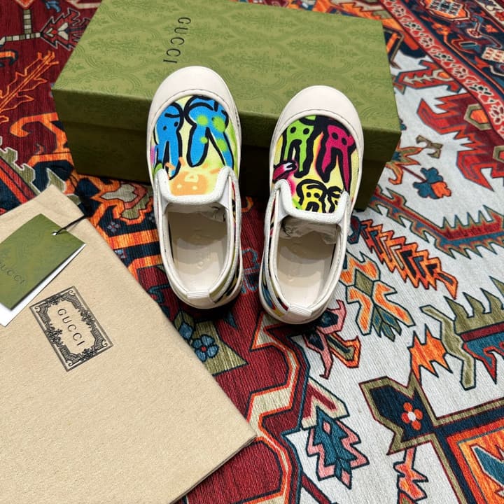 Gucci Kids Footwear – Kids Collection in Beige Plaid Slip-on