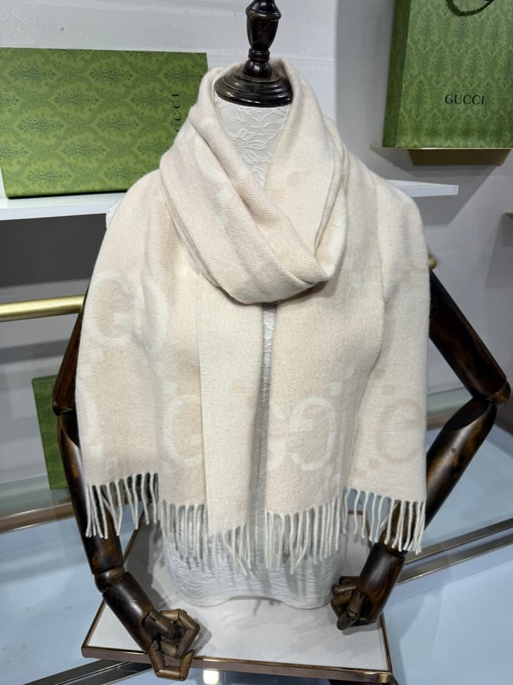 Gucci GG Cashmere Jacquard Scarf – 2025 Collection